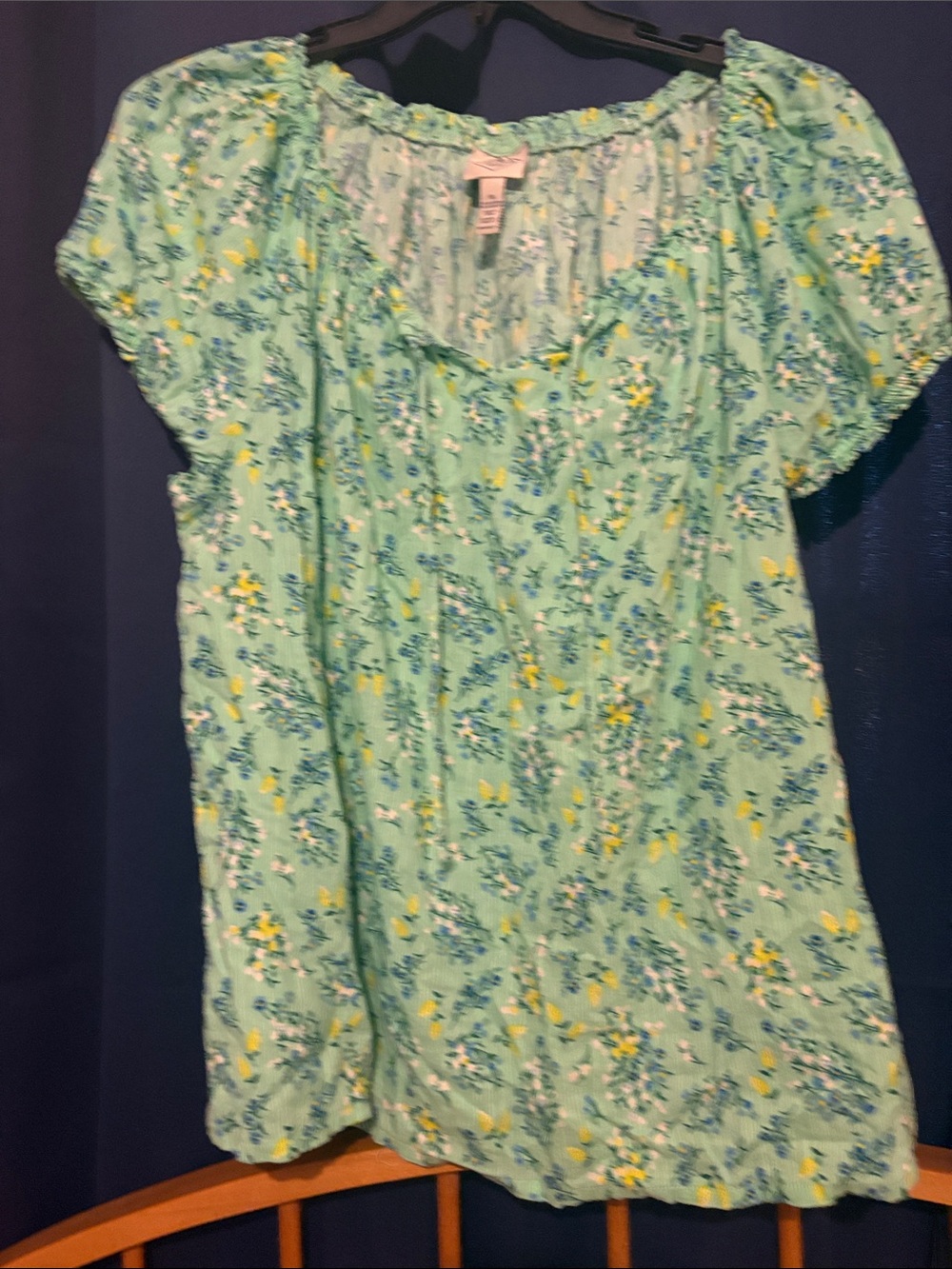 St John’s bay Women’s Mint Green Floral Peasant Top